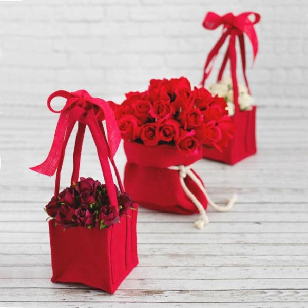 Jute Gift Bags |  Natural Jute Posy Bag Plastic Liner Red 17.5×17.5x14cmH Gift Bags Jute Gift Bags